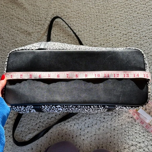 🖤 Vera Bradley Camocat Tote Bag 🤍 - Picture 8 of 10